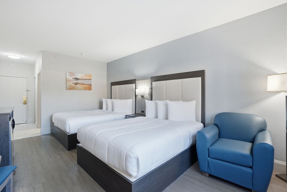 Howard Johnson Inn Tybee Island Savannah GA 24/69
