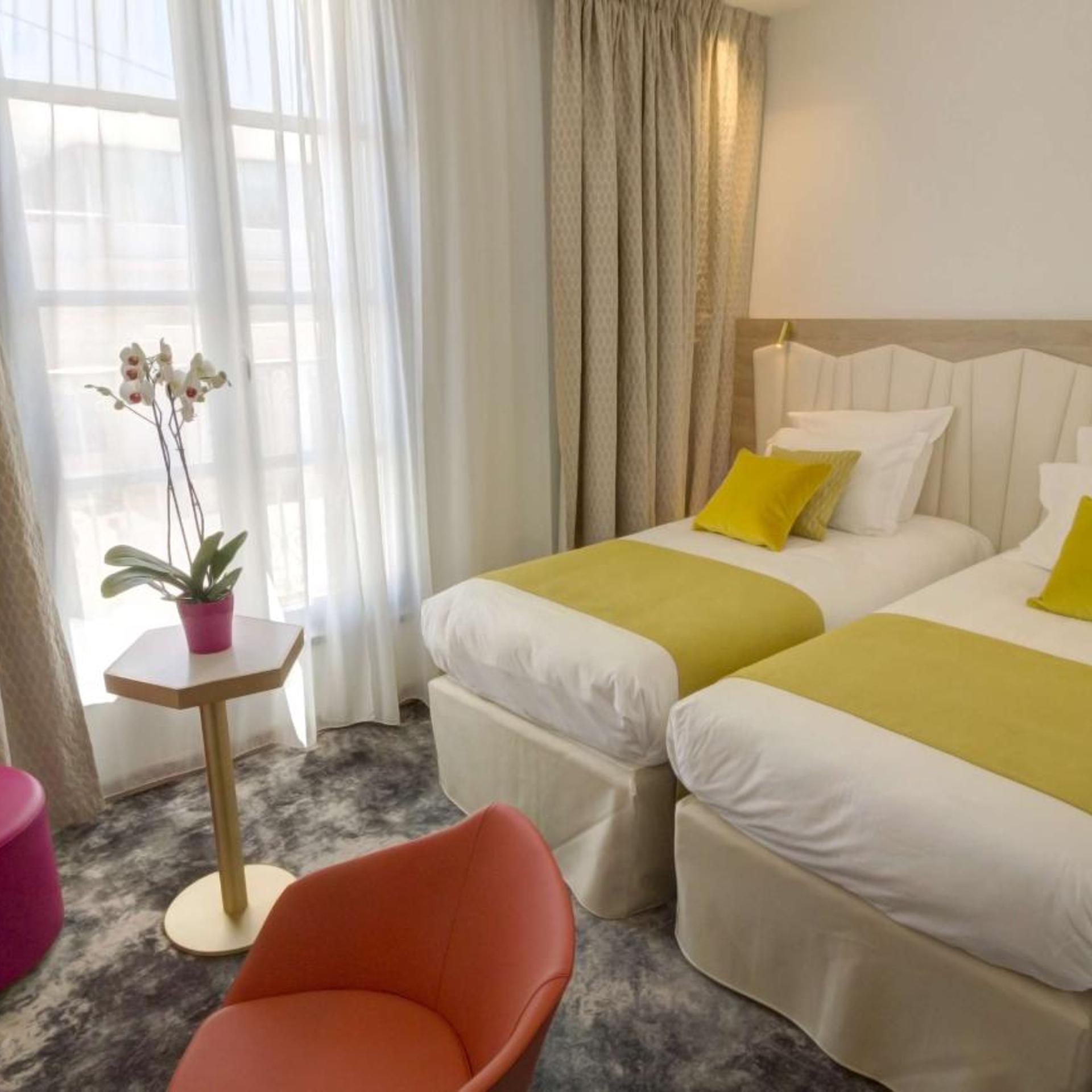 غرفة بسريرين منفصلين، Best Western Plus Hotel Comedie Saint-Roch 3/10