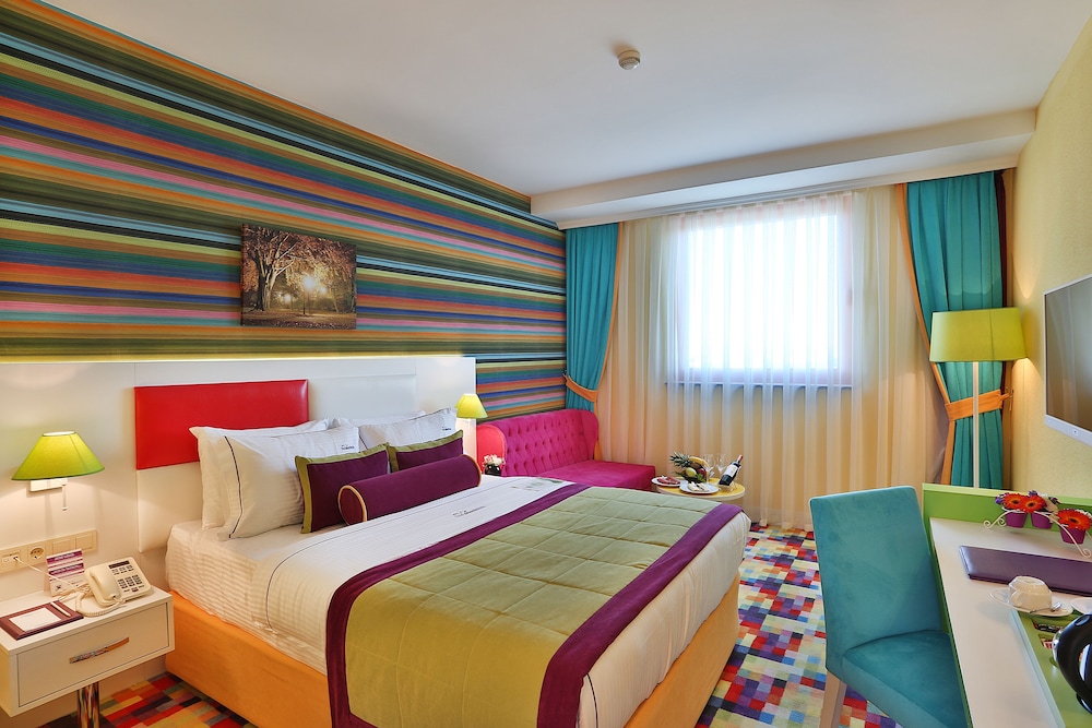 Mayi Hotel 9/55
