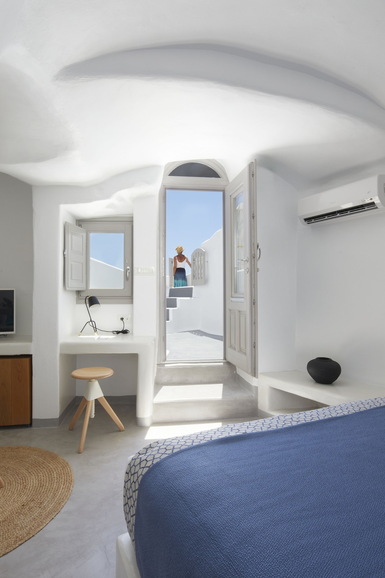 SUITE, SEA VIEW, OUTDOOR JETTED TUB, JETTED TUB