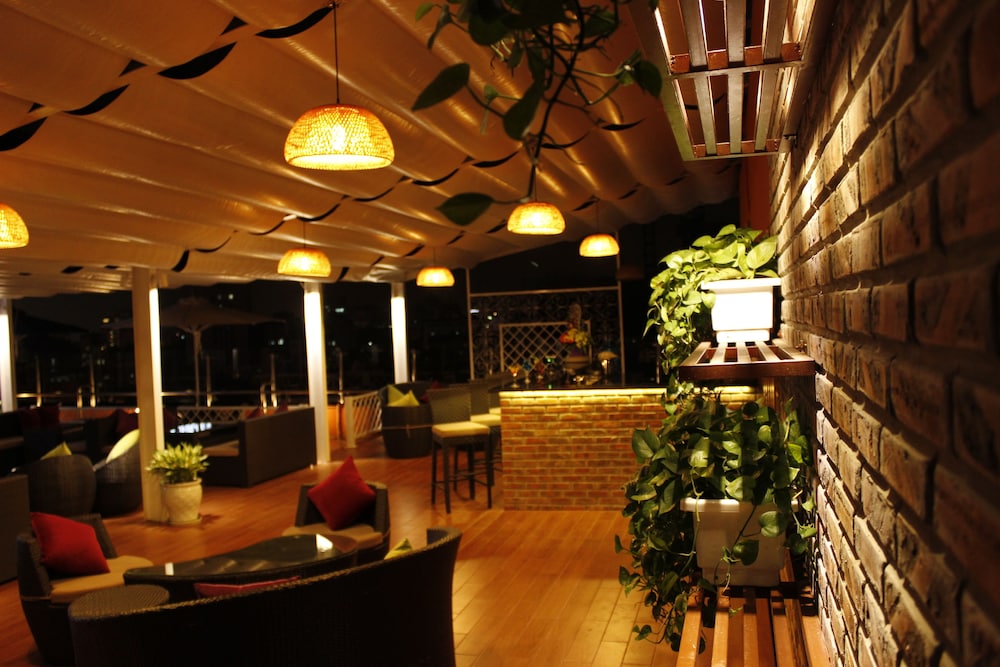 Muong Thanh Hanoi Centre Hotel 23/32