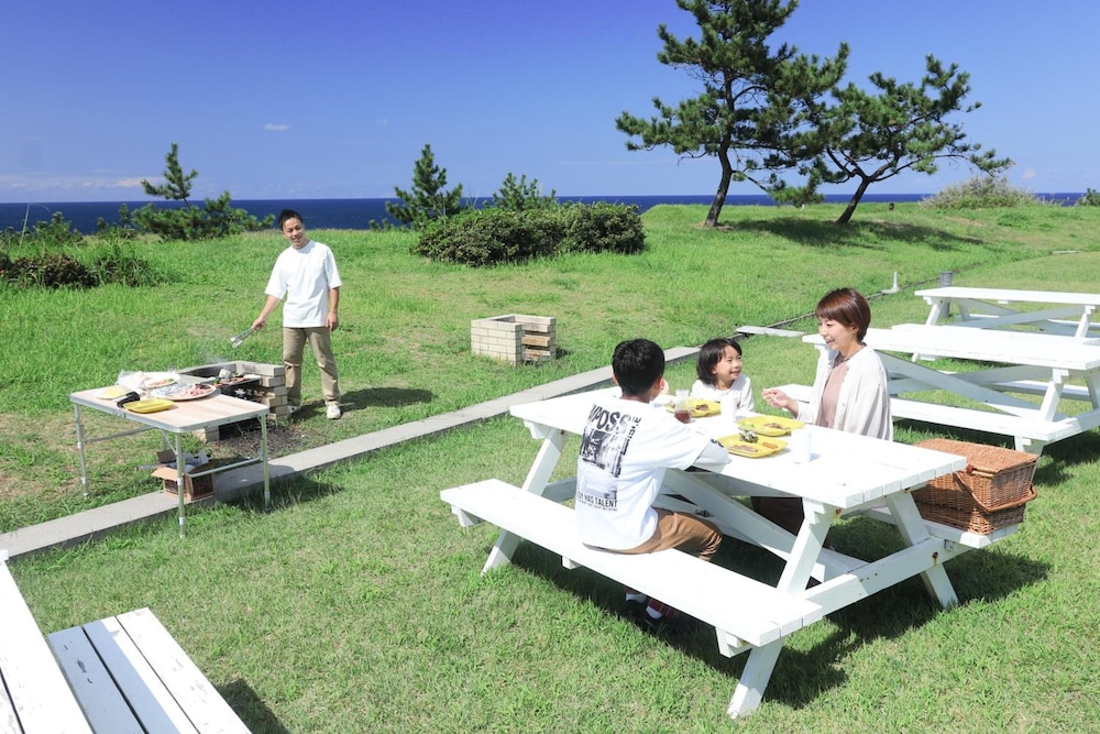 FAMILIO SADOAIKAWA HOTEL 40/46