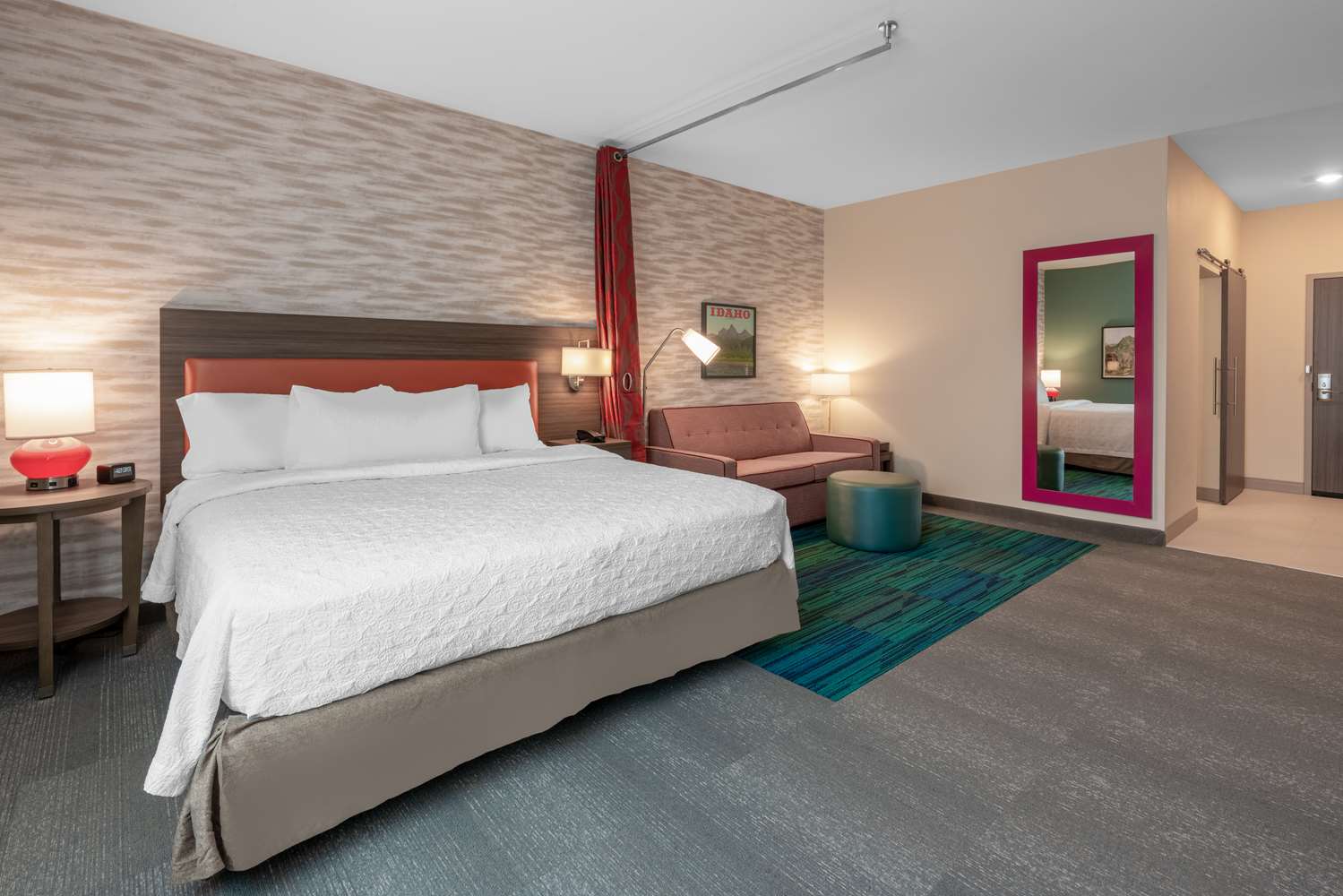 Studio, Suite, King Bed, Accessible