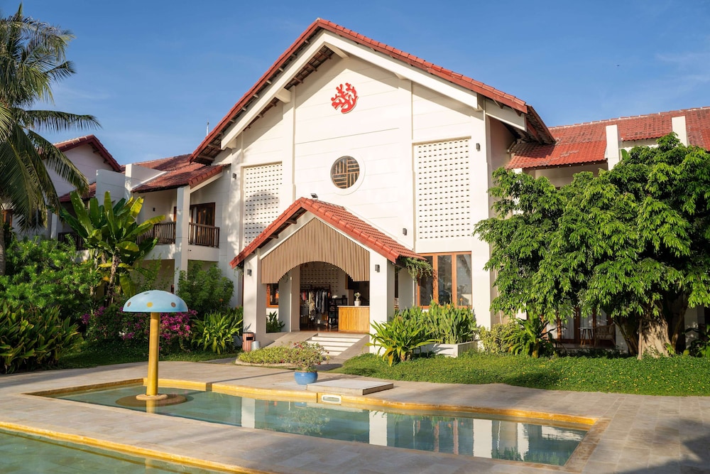Pax Ana Doc Let Resort and Spa in NINH HOA