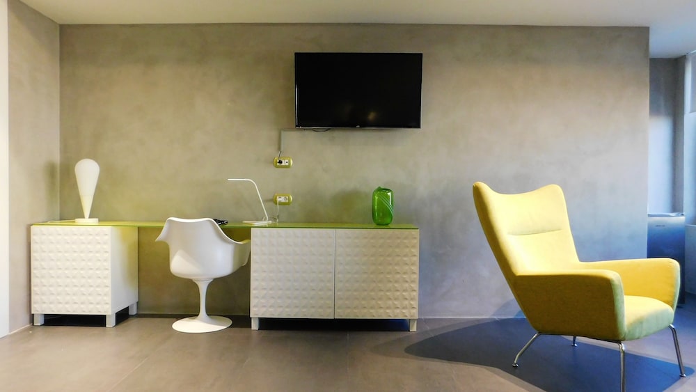 101 Adrianou Luxury Urban Stay 29/31