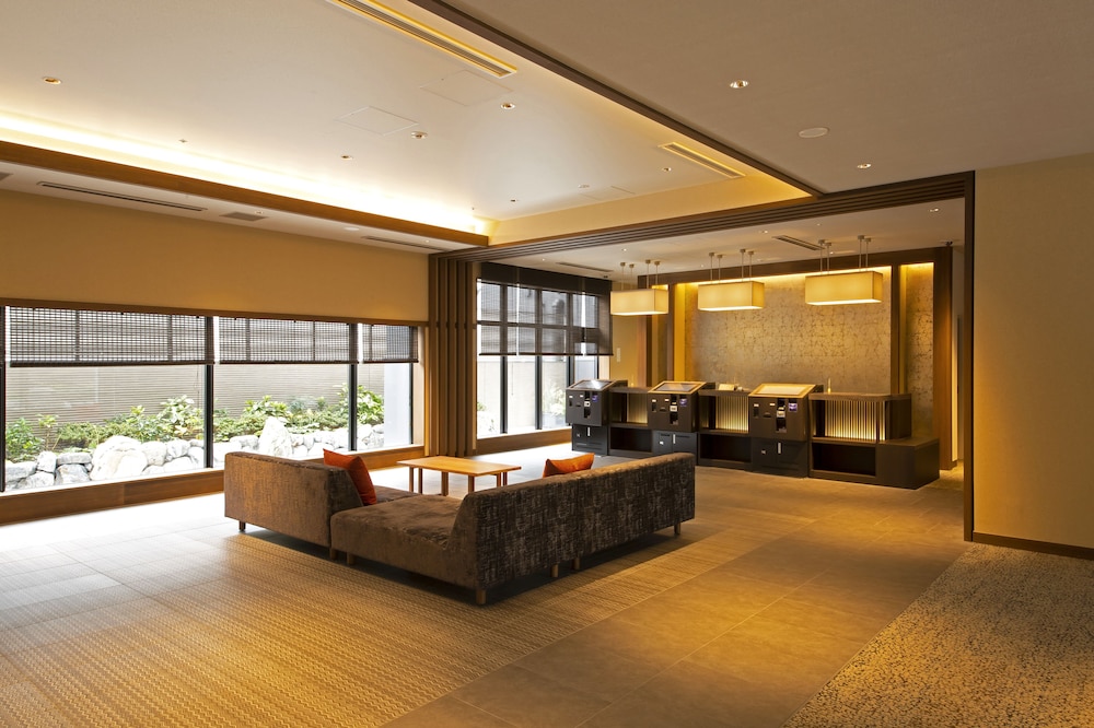 Lobby at Hotel Keihan Kyoto Hachijoguchi, KYOTO