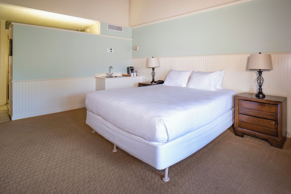 KAANAPALI OCEAN INN 10/50
