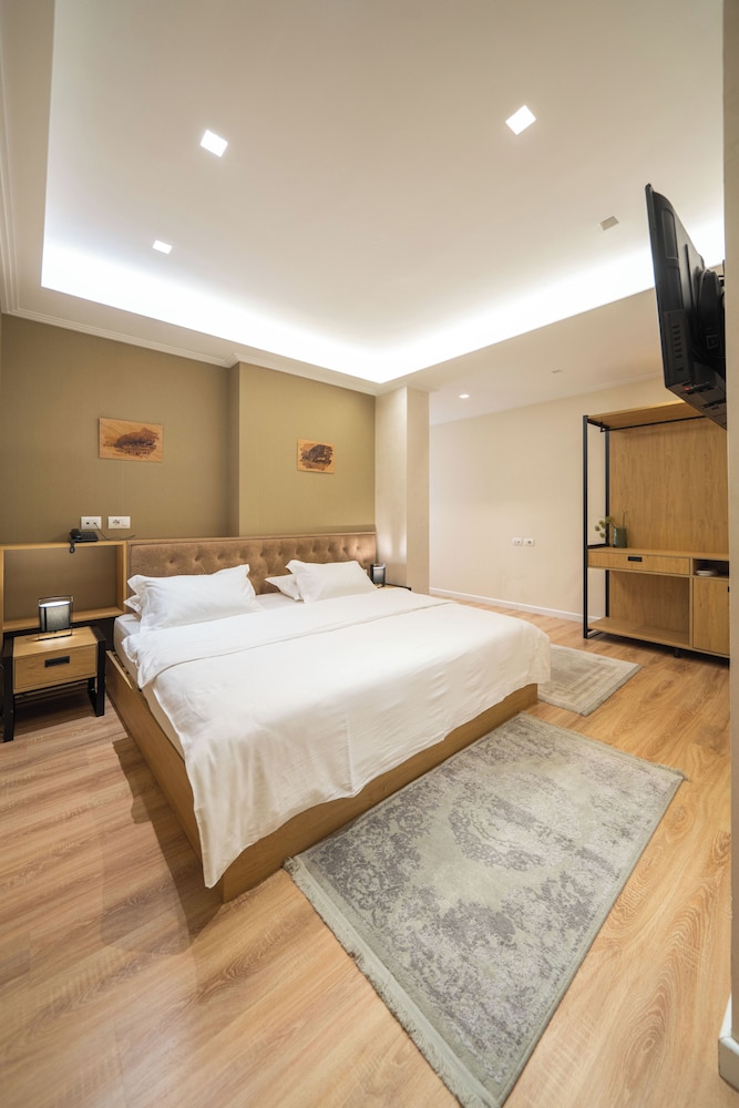 Merko Hotel 19/60