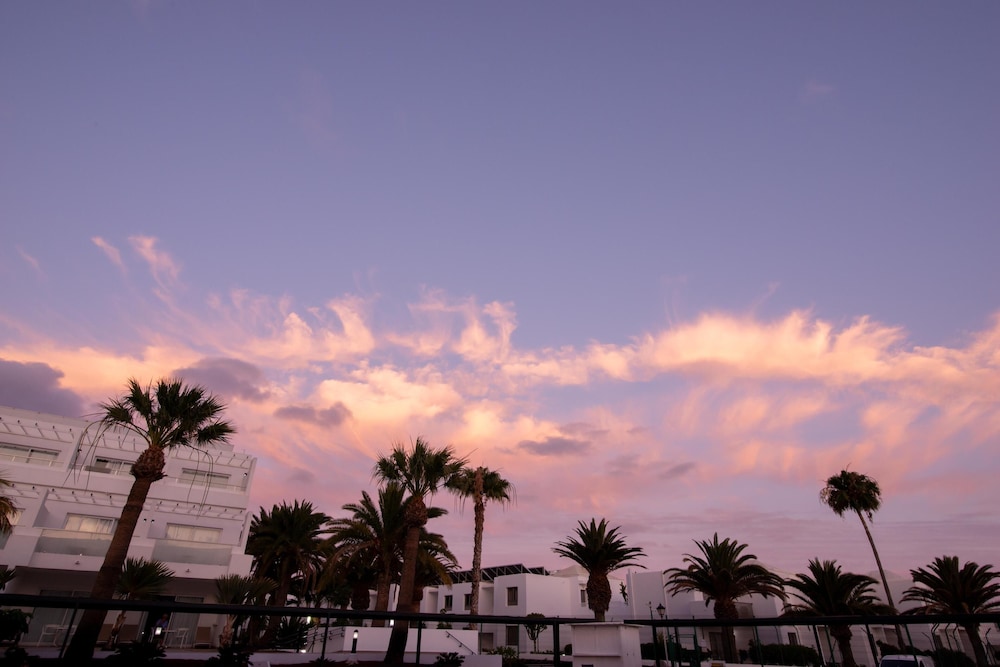 Aequora Lanzarote Suites 65/67