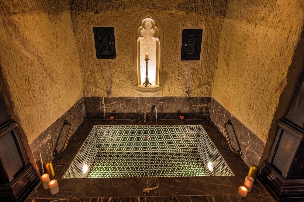 Signature Cave Cappadocia, Trademark Collection by Wyndham 40/75