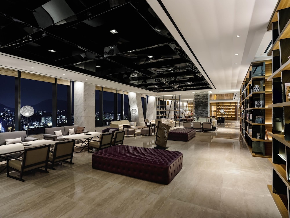 Novotel Suites Ambassador Seoul Yongsan 48/64