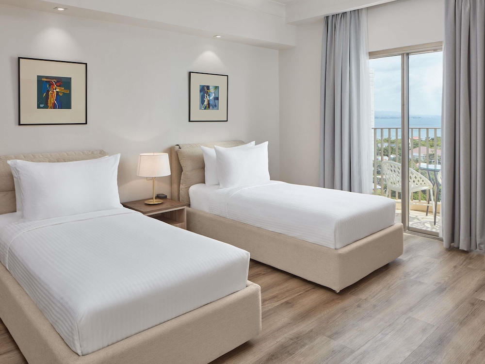 Movenpick Hotel Mactan Island Cebu 16/73