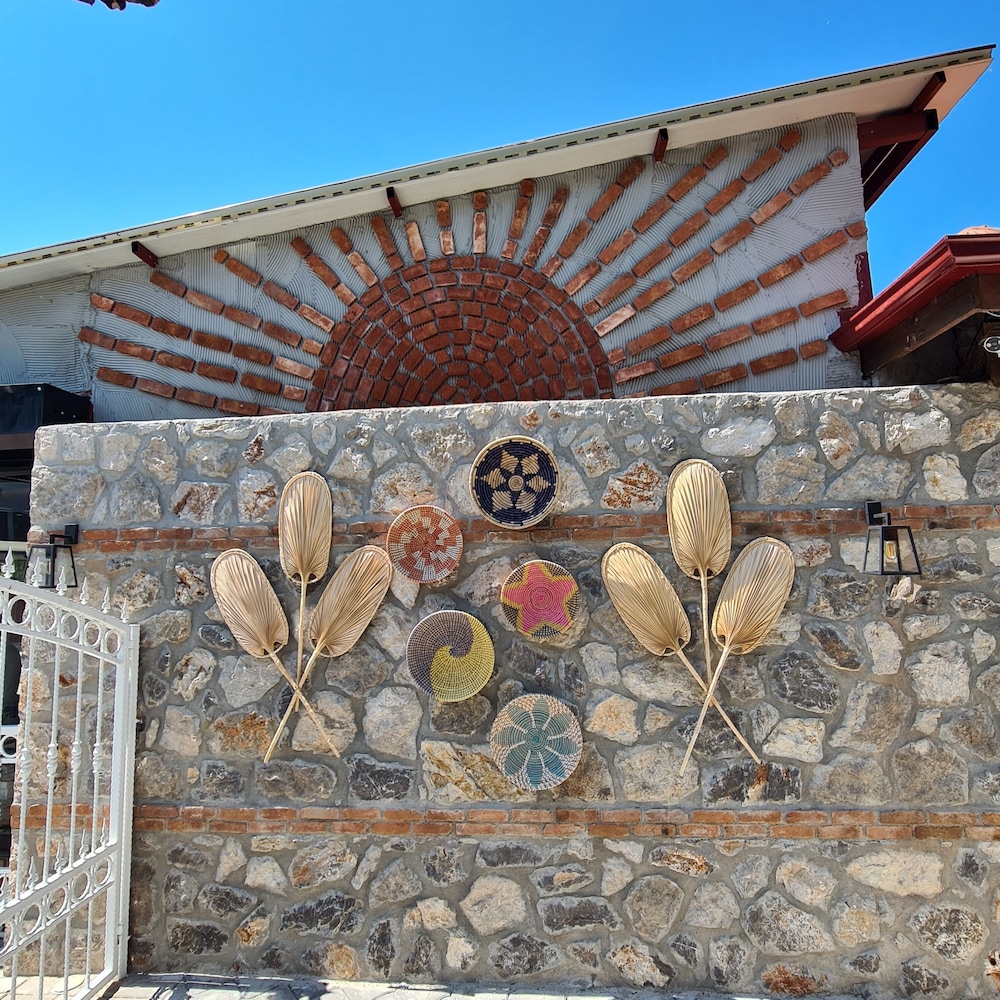 Ilkiz Beach Hotel 8/50