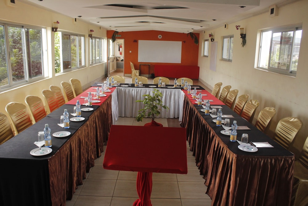 Kivu Resort - Hostel 17/27