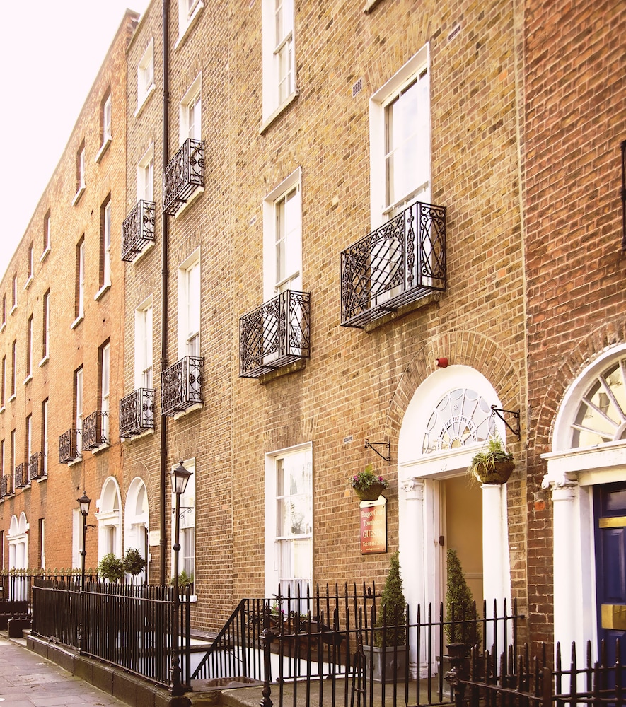 Baggot Court Townhouse 11/69