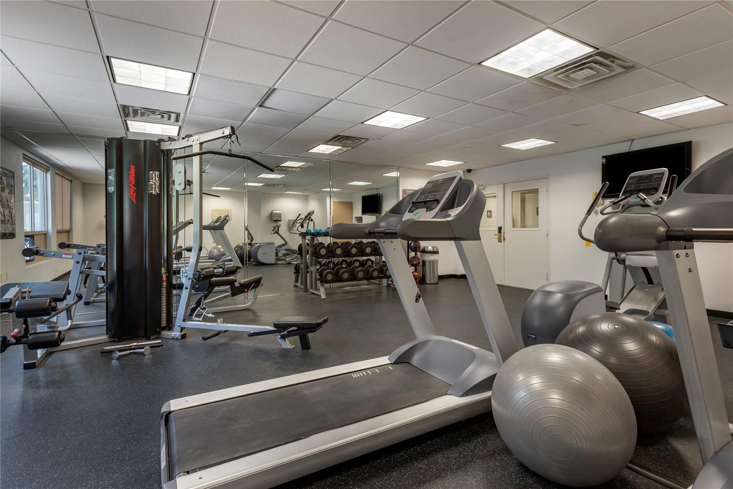 MainStay Suites Horsham - Philadelphia 4/17