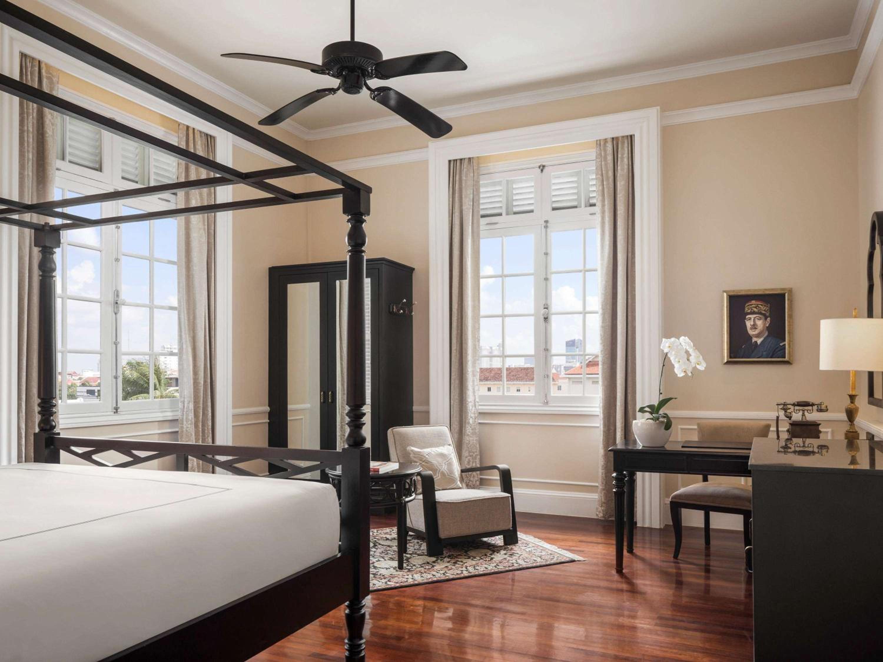 جناح، Raffles Hotel Le Royal 5/10