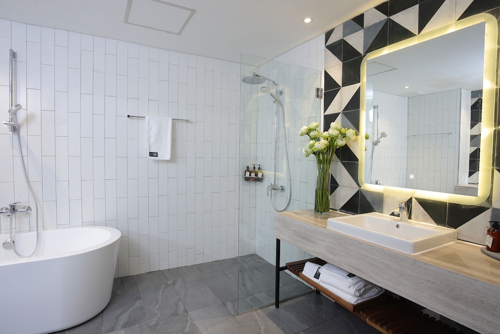 Baitong Hotel And Resort Phnom Penh 46/47
