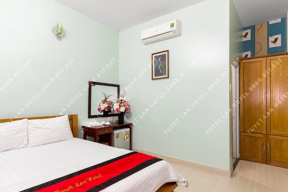 Tuyet Lan Hotel 16/63