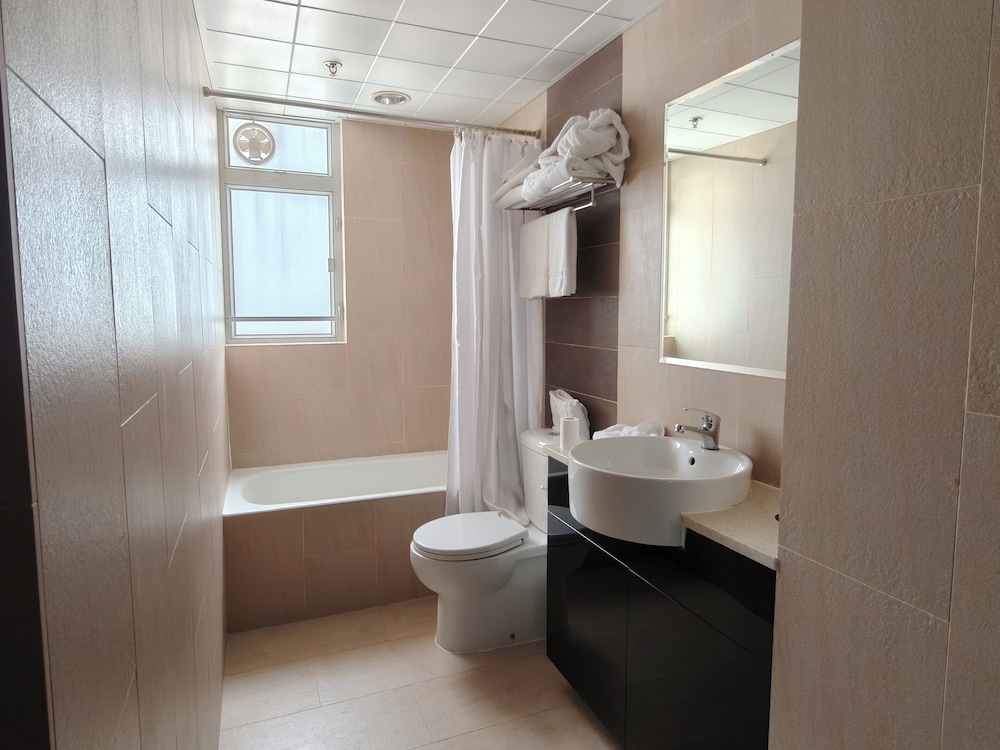 H1 Hotel 49/55