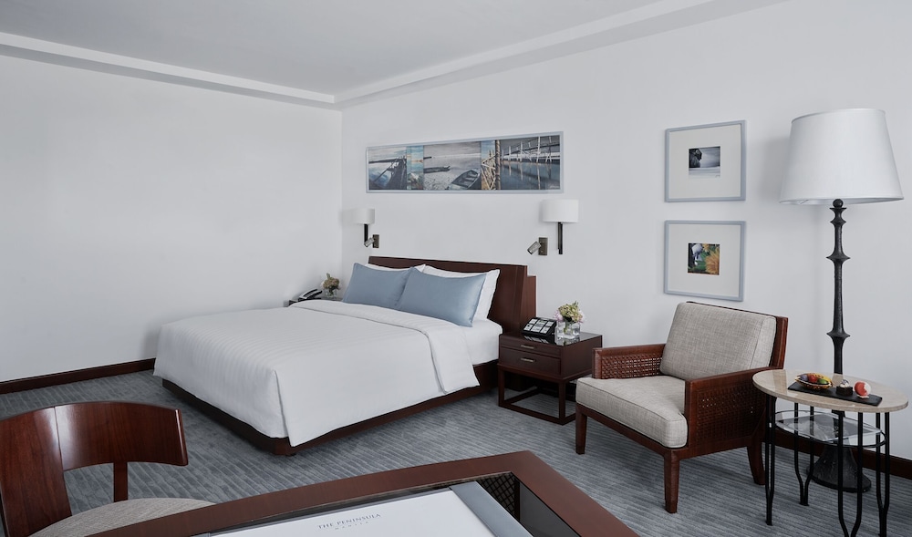 EXECUTIVE, SUITE, KING BED