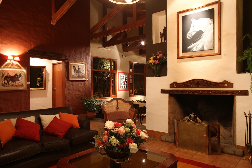 Hosteria Lunahuana 53/60