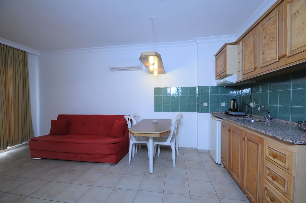 Kocer Club Family Apartments 14/24