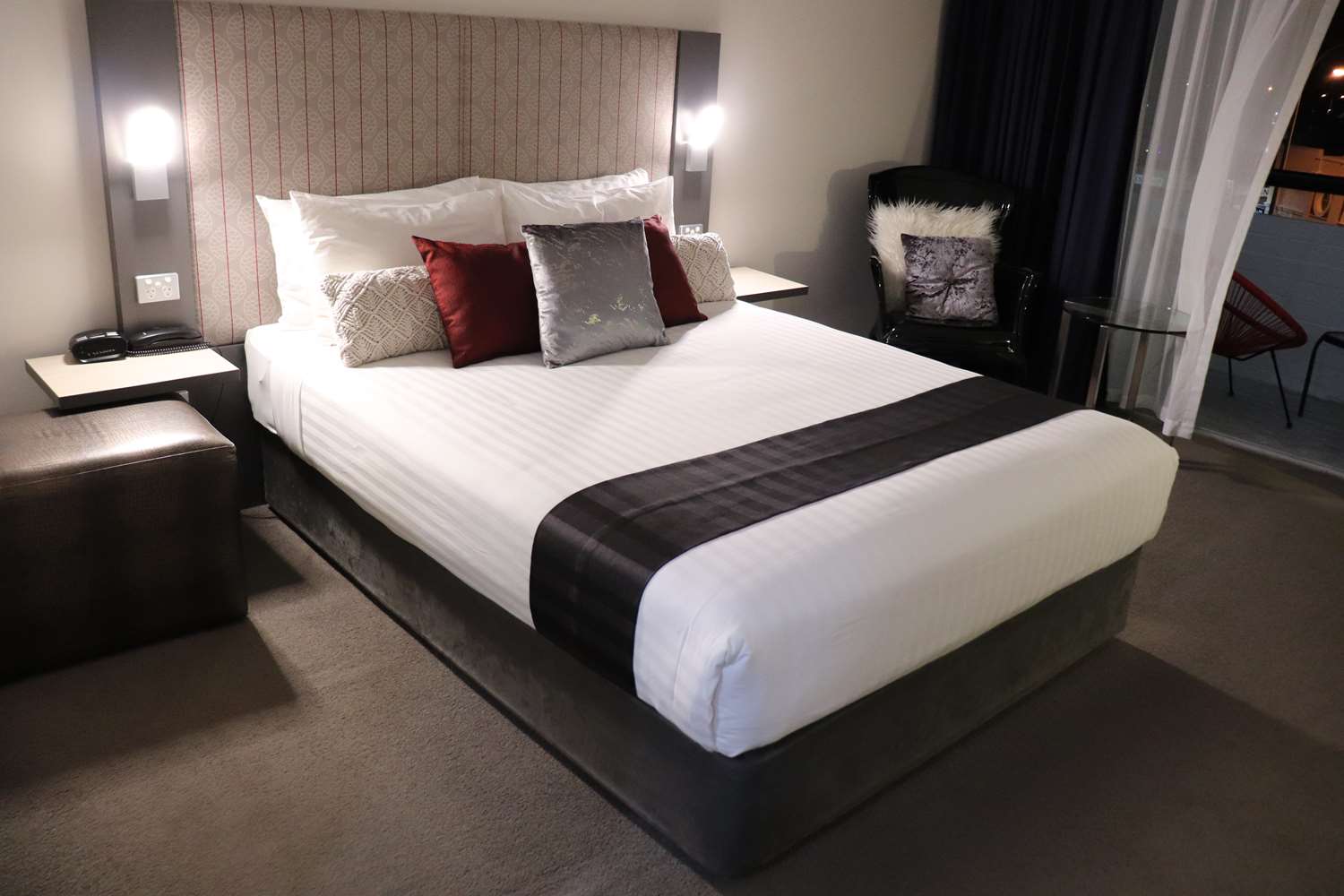 Deluxe, Queen Bed, City View, Balcony