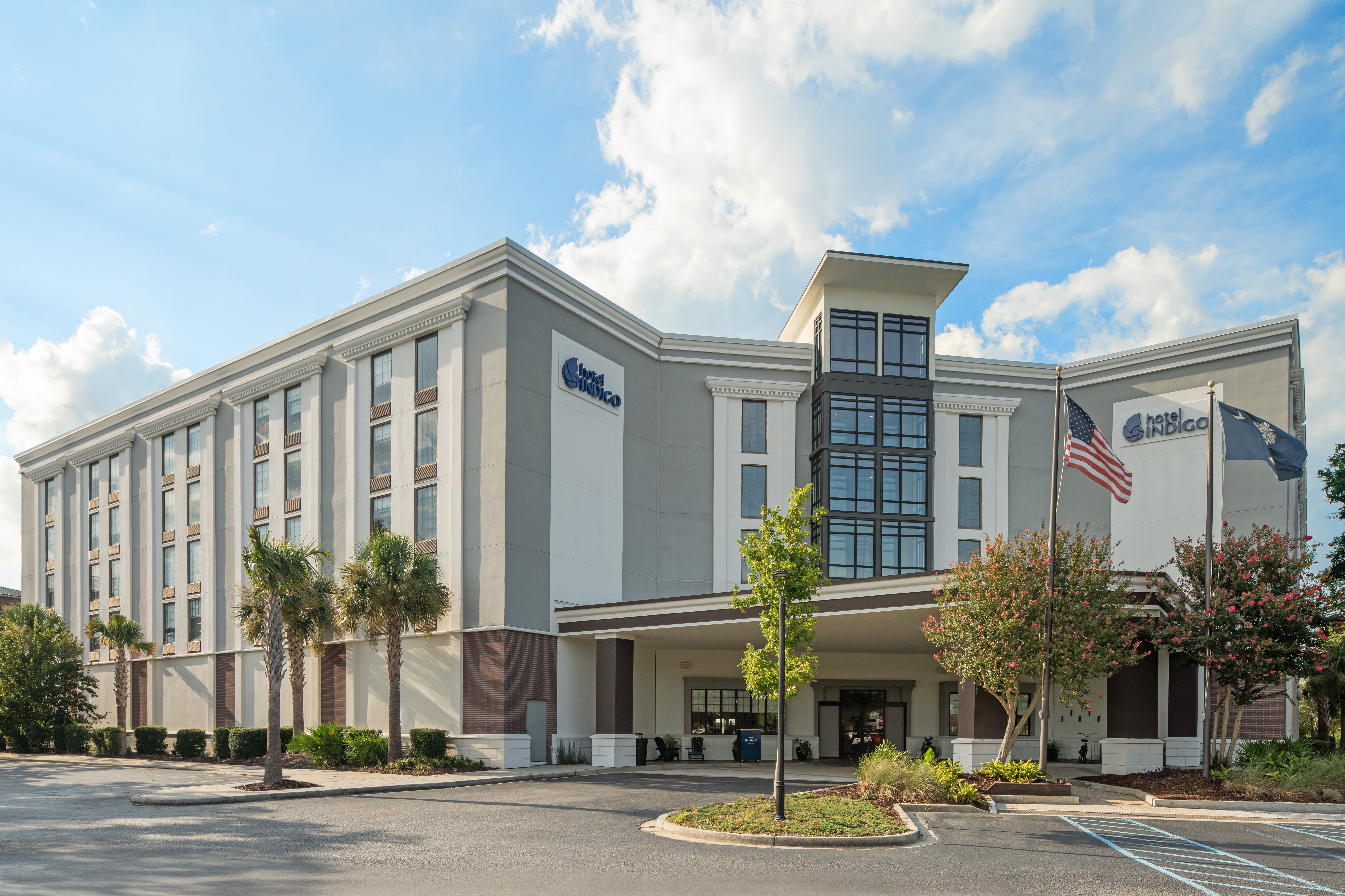 Hotel Indigo Mount Pleasant 67/76