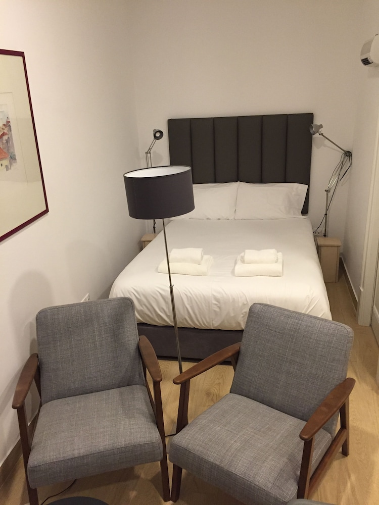 Dalma Flats 24/65