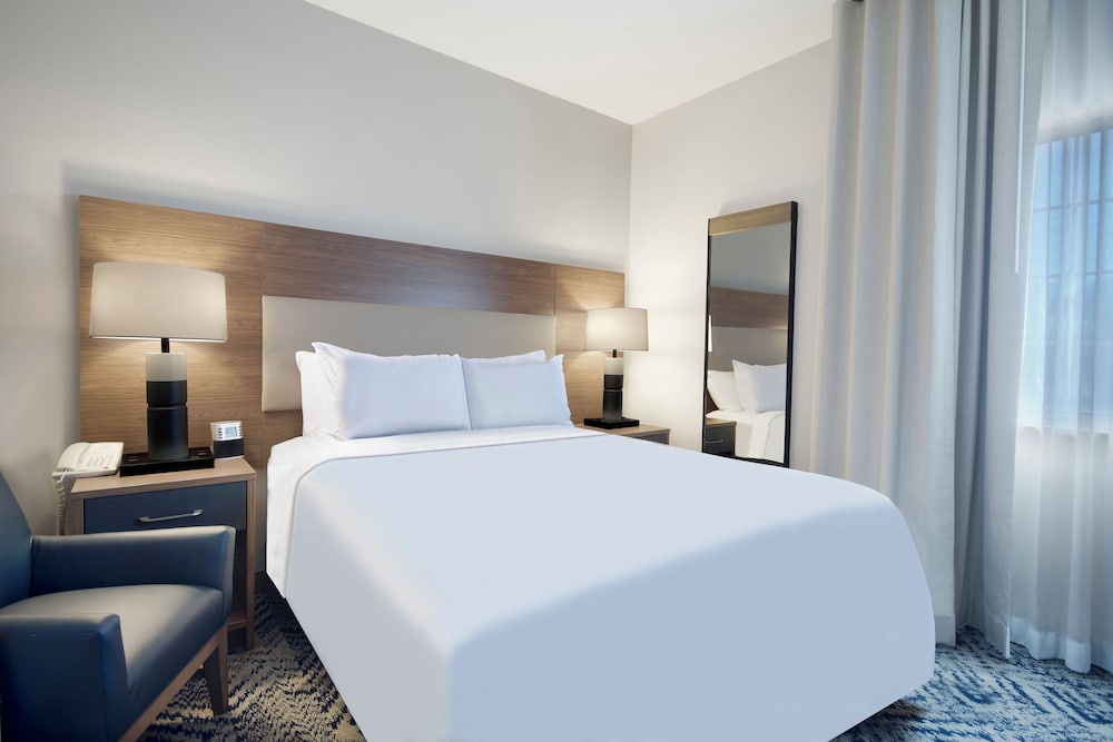 1 Bedroom, Suite, Queen Bed