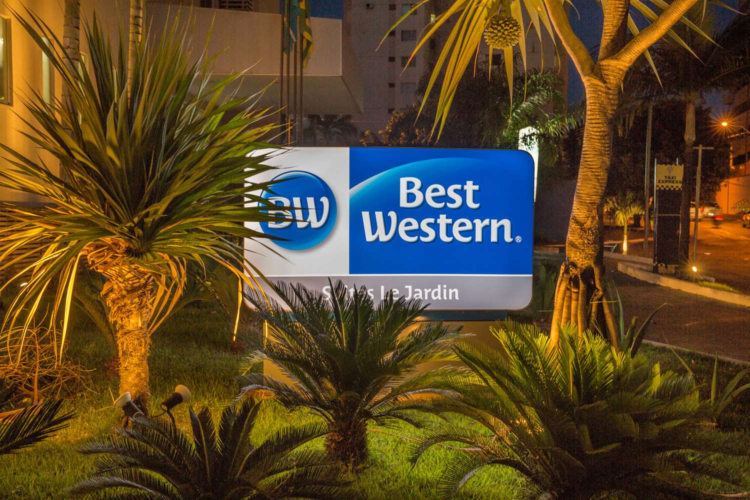 Best Western Suites Le Jardin Caldas Novas 10/21