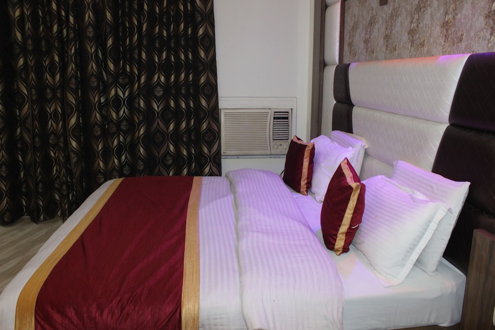 Hotel Nek 33/45