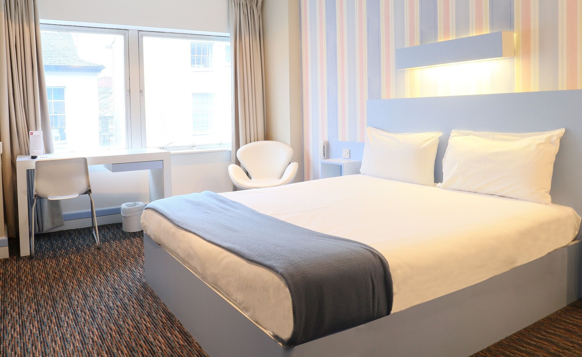 ROOM, DOUBLE BED, ACCESSIBLE
