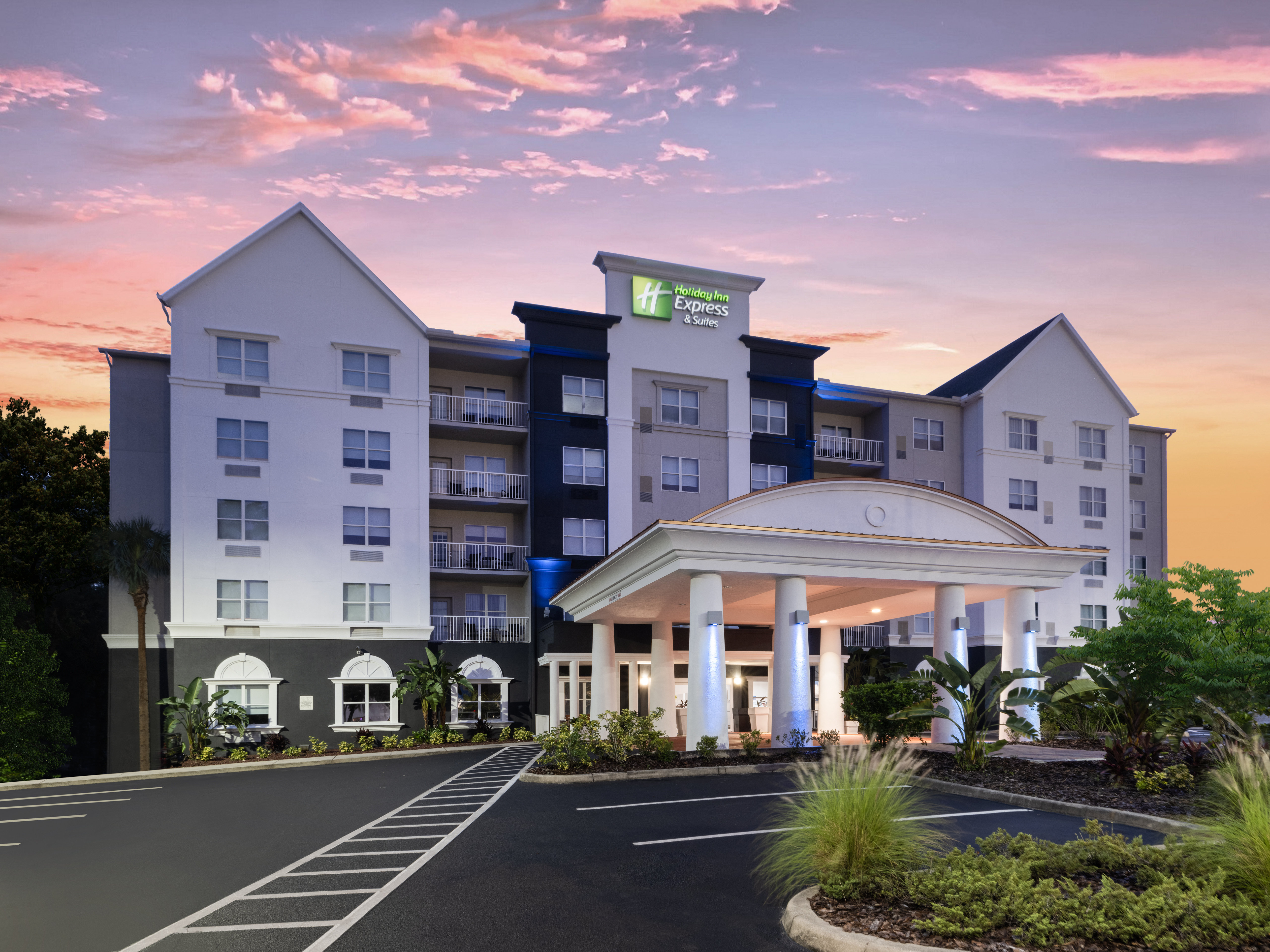 Holiday Inn Express Hotel And Suites Lakeland North I 4 5/46