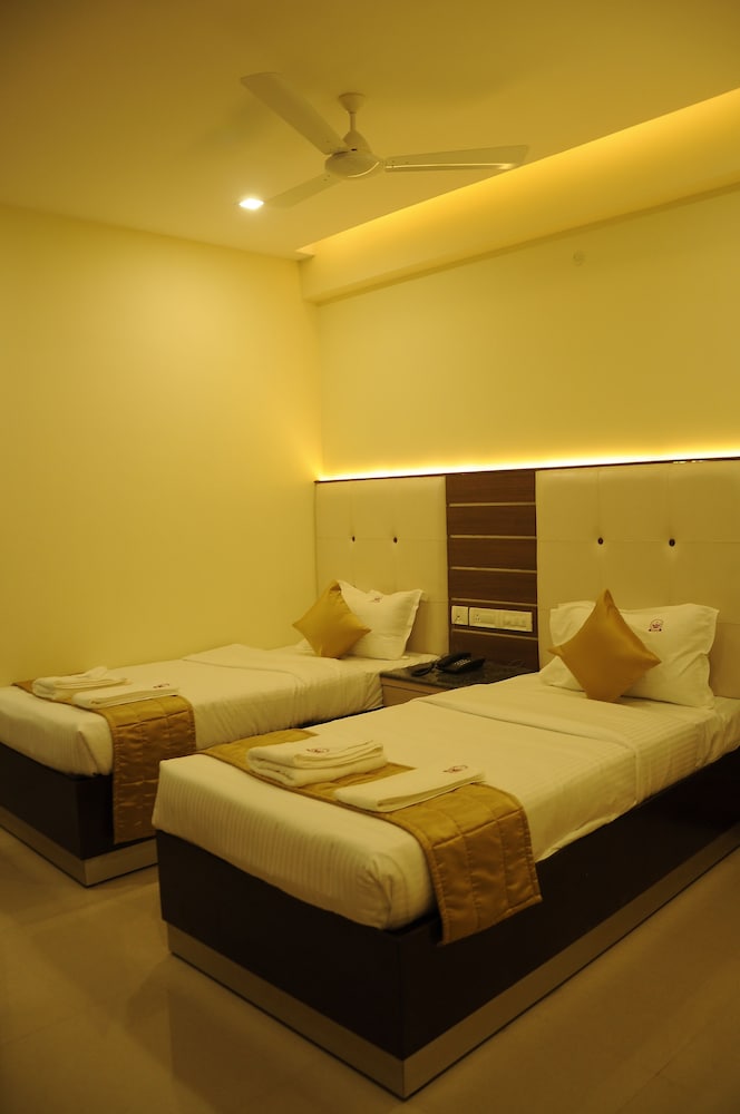 Saibala Grand Hotel 6/33