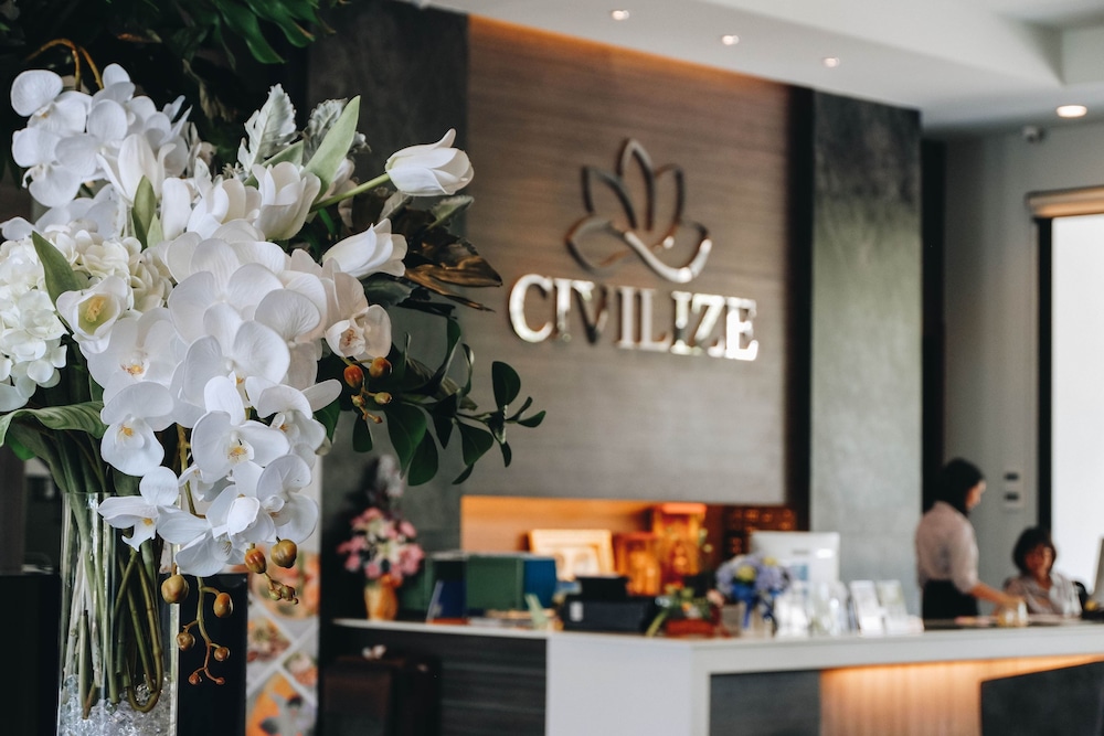 Civilize Hotel 54/64