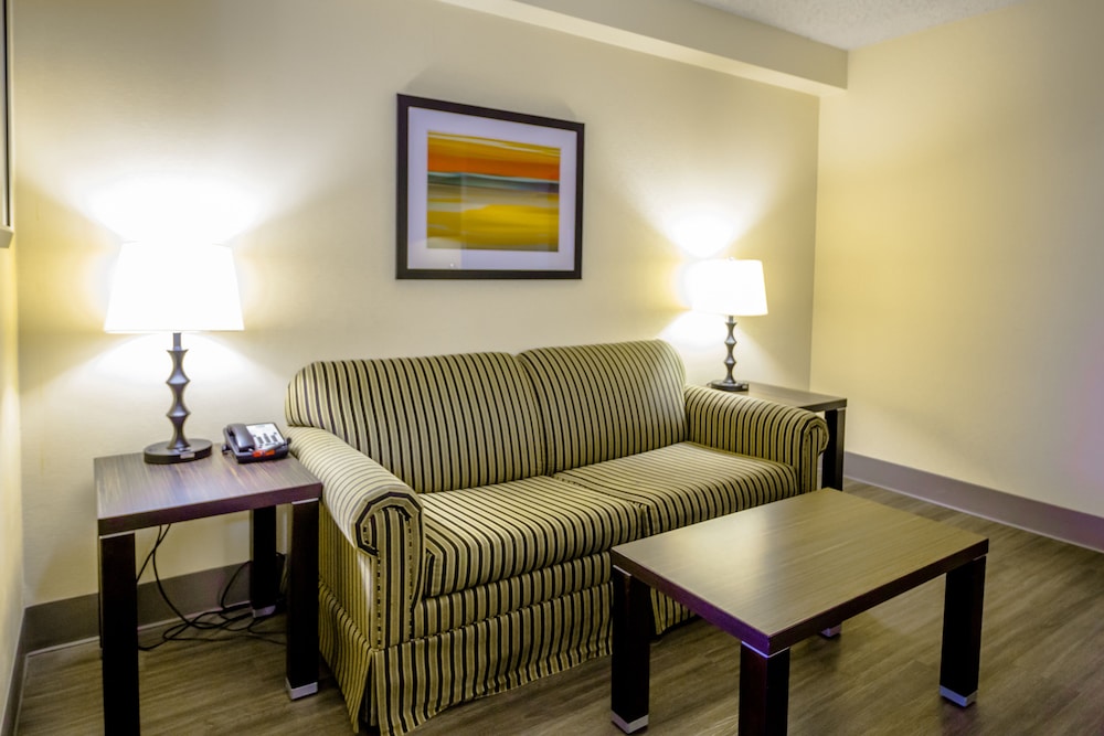 Atwell Suites Austin Airport, an IHG Hotel 35/72