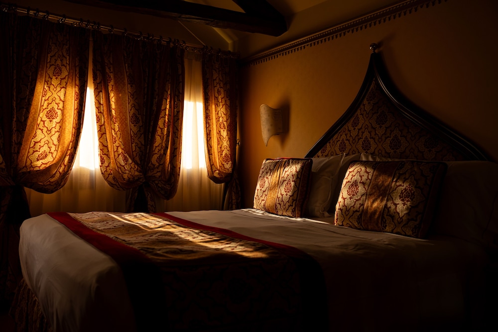 Ai Mori d'Oriente Hotel 16/50