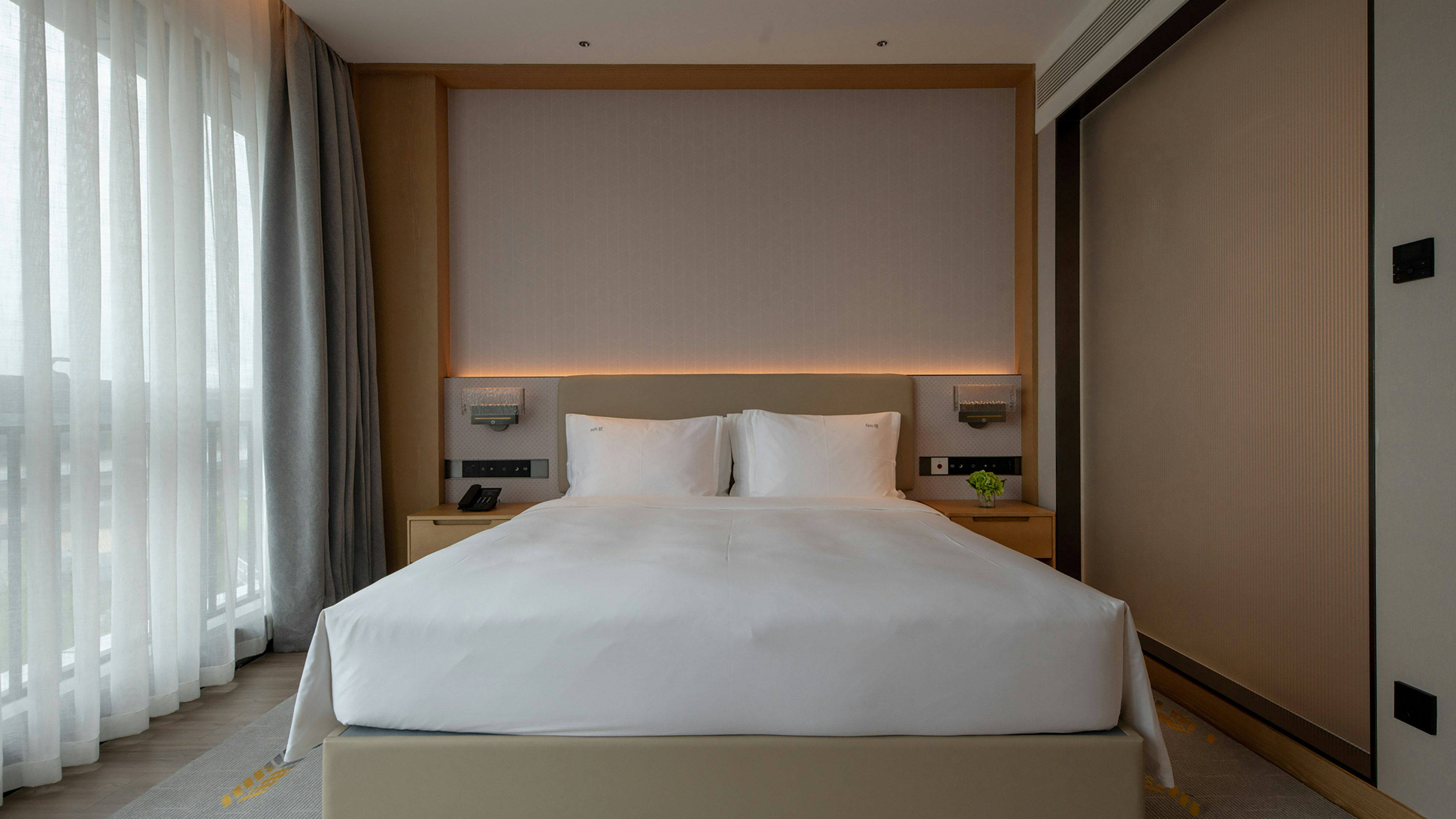 Standard, King Bed, Accessible