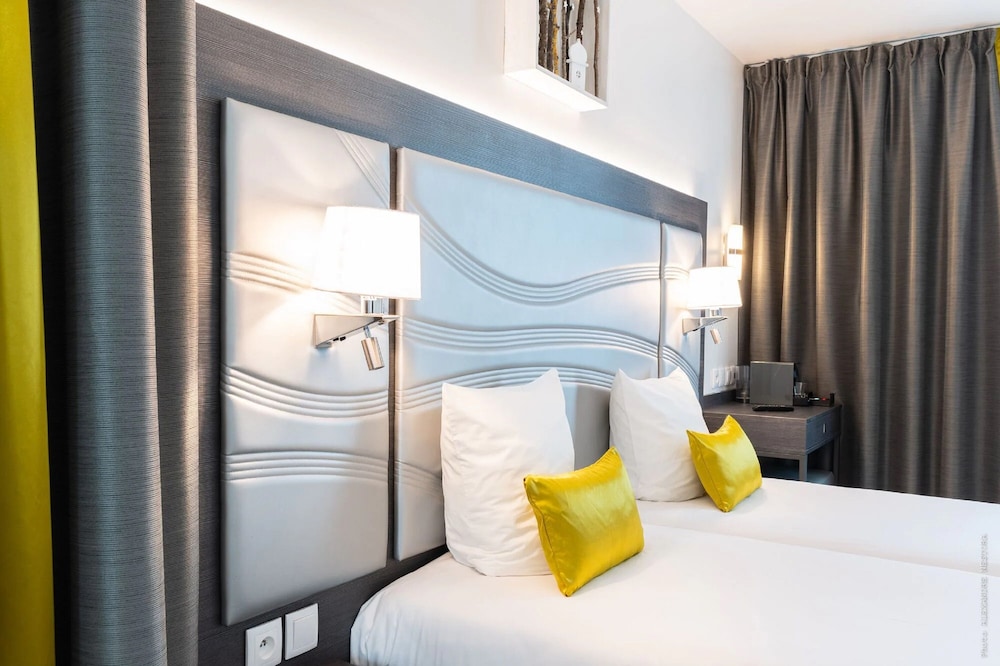 Hotel Versailles Chantiers 53/78