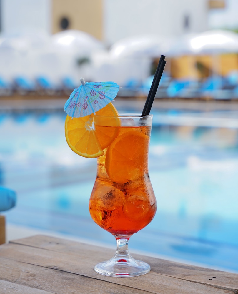 Atrium Deluxe Resort 30/62