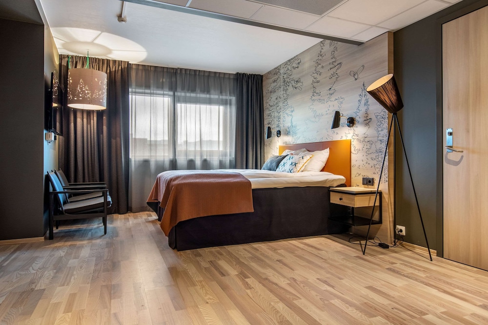 Quality Airport Hotel Gardermoen 9/71