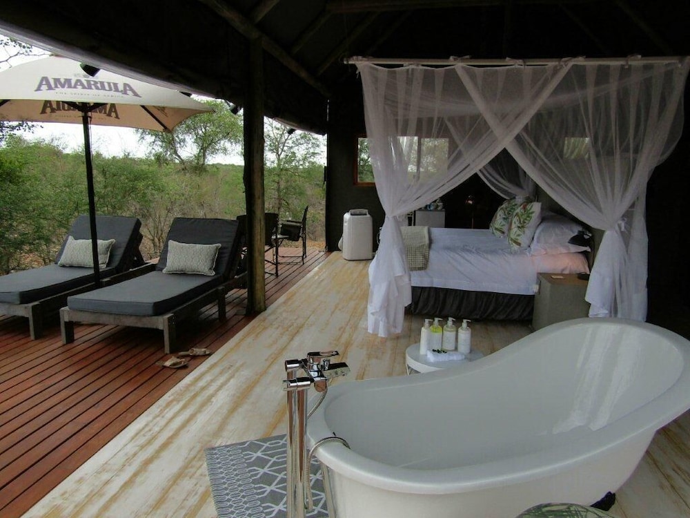 Raptor Retreat Game Lodge 24/24