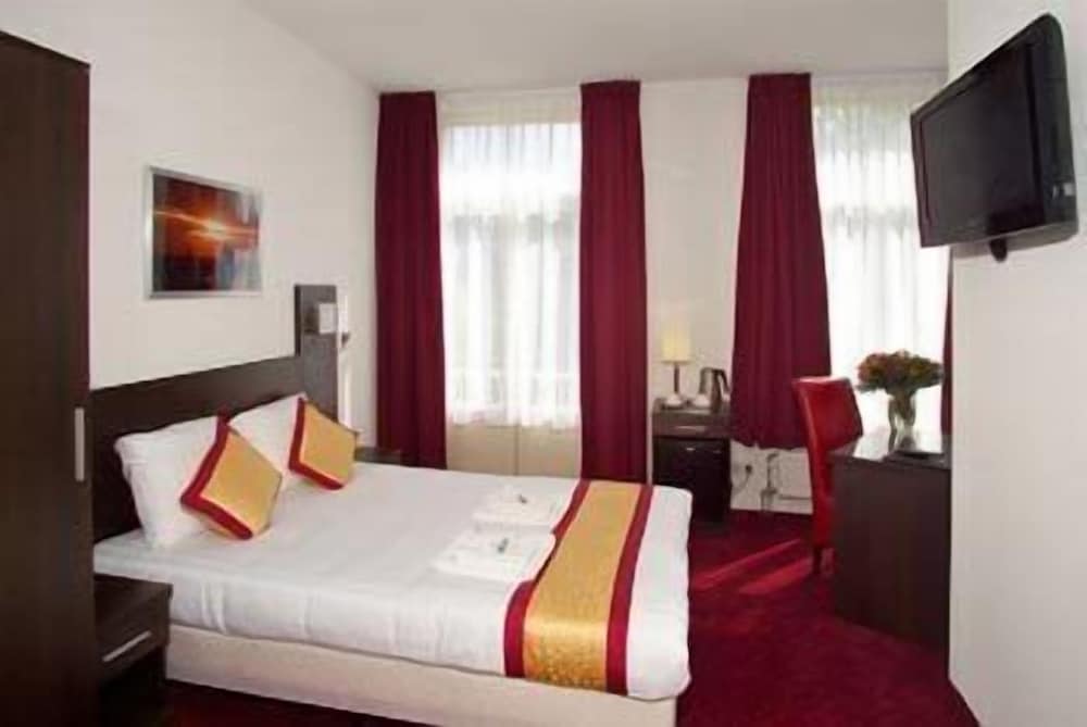 Standard, Twin Beds, Balcony