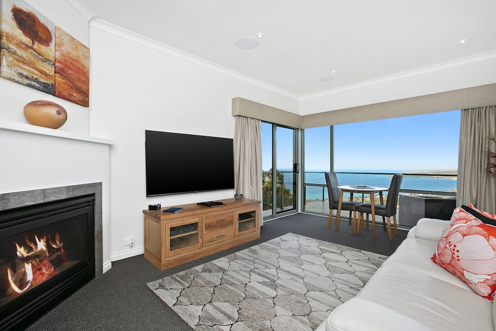 Arthurs Superb Views Luxury Retreat 25/43