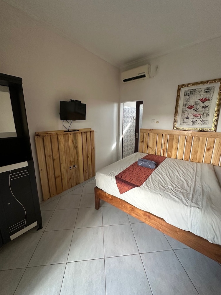 Sari Buana Bed Breakfast 29/62