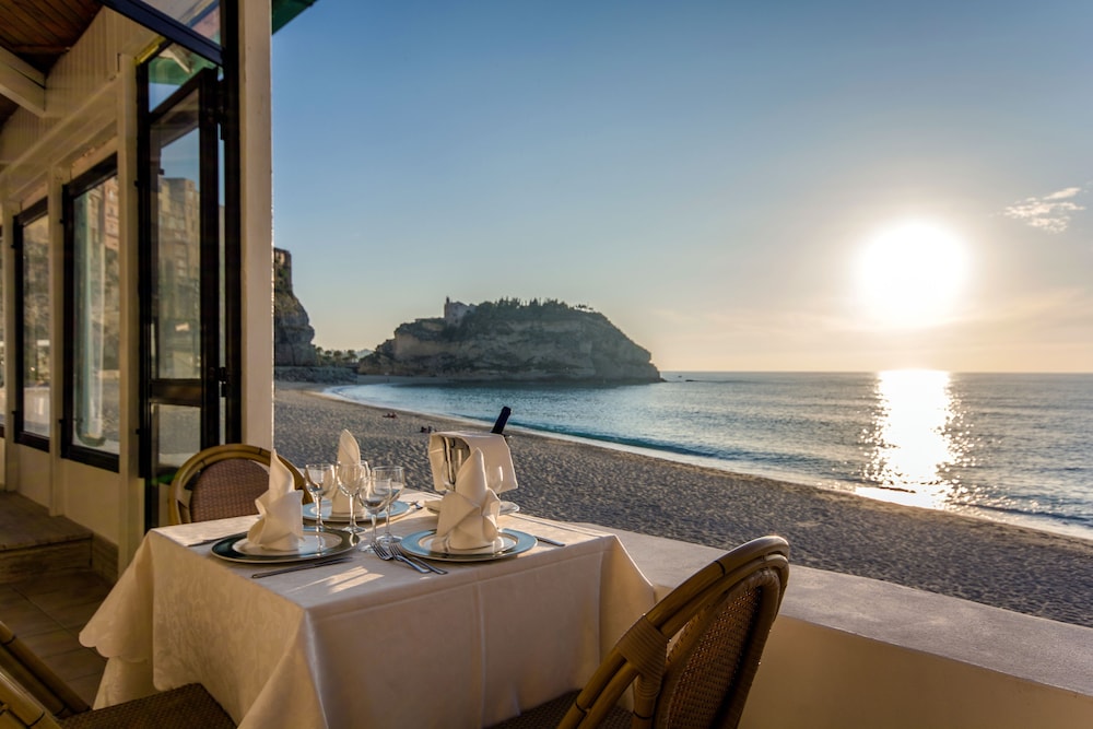 Le Roccette Mare Beach Hotel & Restaurant 26/35