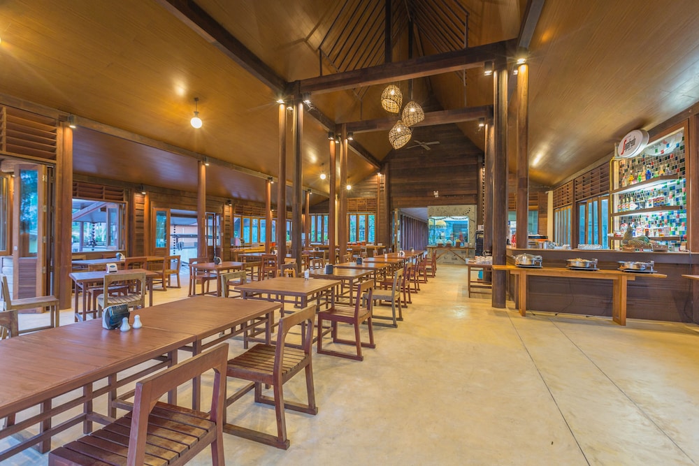 Koh Kood Paradise Beach Resort 35/50