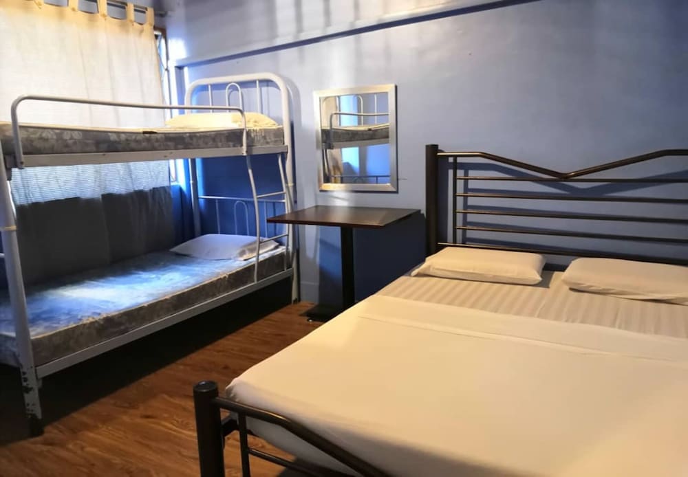 Akinabalu Youth Hostel 11/56